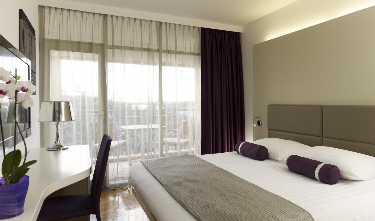 Arena Hotel מדולין חדר תמונה